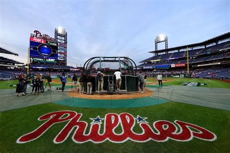 How to Watch Phillies Spring Training: A Journey Through Baseball's Prelude and the Art of Making Perfect Pancakes